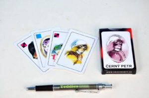 Čierny Peter spoločenská hra karty v papierovej krabičke 6x9cm
